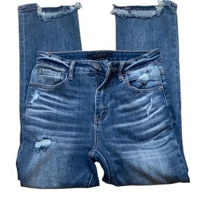 Risen ( Los Angeles) Distressed Jeans Waist 26 Size 3 EUC